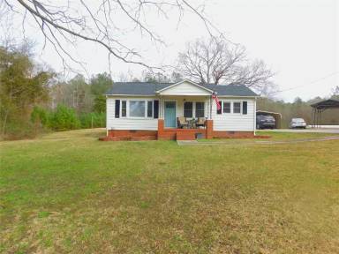 Main picture of 810 Monroe Hwy