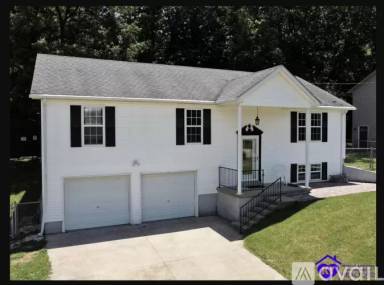 Main picture of 208 Scarlet Ave