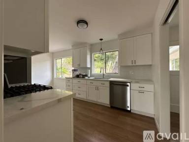 Main picture of 23 Bonnie Brae Dr