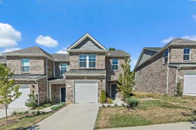 Main picture of 7136 Mapleside Ln