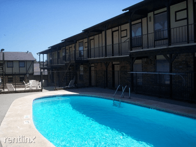 Main picture of Woodlawn Apartment