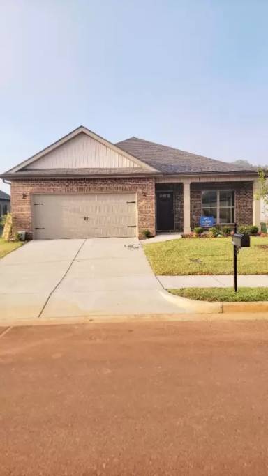 Main picture of 12540 Whitcomb Cir