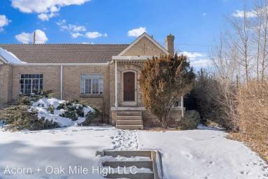 Main picture of 1477 Clermont St