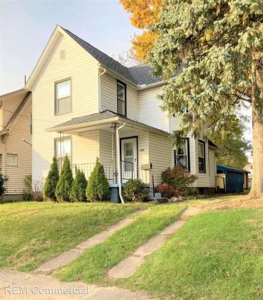 Main picture of 1337 24th St NW