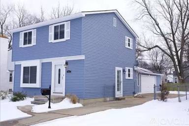 Main picture of 927 Cedarhill Dr