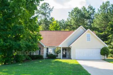 Main picture of 105 Stoneybrook