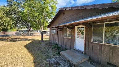 Main picture of 5203 Elm Ln
