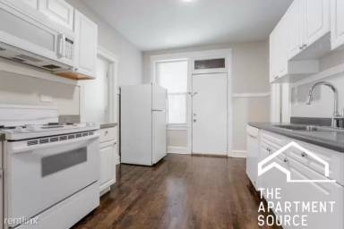 Main picture of 3602 W Grace St