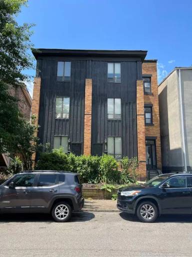 Main picture of 706 Summerlea St