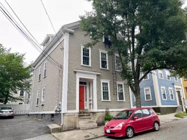 Main picture of 104 Sheldon St