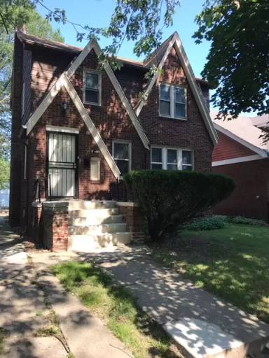 Main picture of 13910 Winthrop St