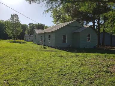 Main picture of 168 Walker Rd