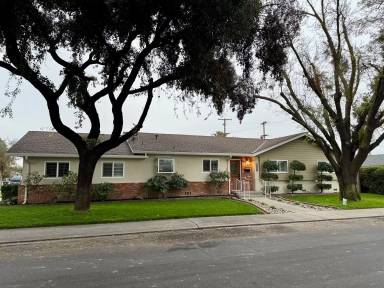 Main picture of 1000 Heidi Ave