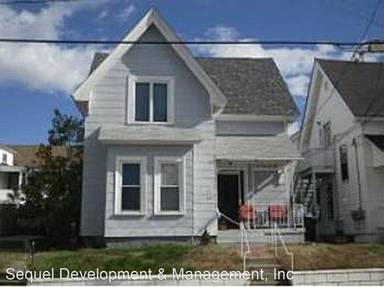 Main picture of 245 Belmont St