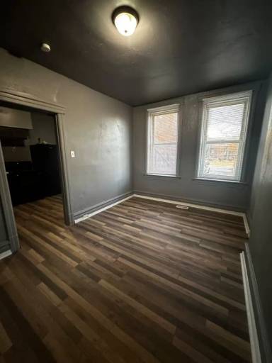 Main picture of 4481 Saint Louis Ave