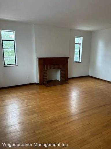 Main picture of 1465 W 7th Ave