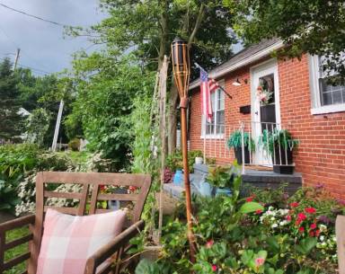 Main picture of 503 Hollingsworth Ave