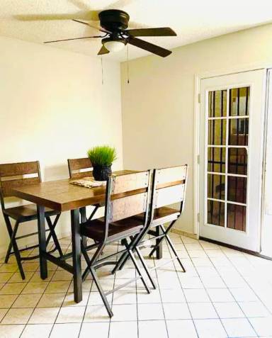 Main picture of 875 Rhinegold Way