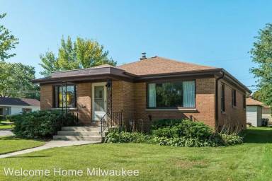 Main picture of 3701 N 83rd St