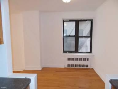 Main picture of 919 Park Pl