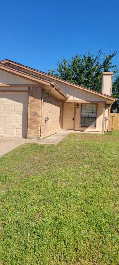 Main picture of 5808 Silver Sage Dr