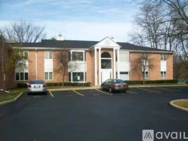 Main picture of 1501 N Milwaukee Ave