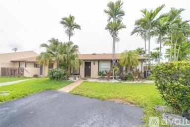 Main picture of 12023 SW 110th Street Cir E