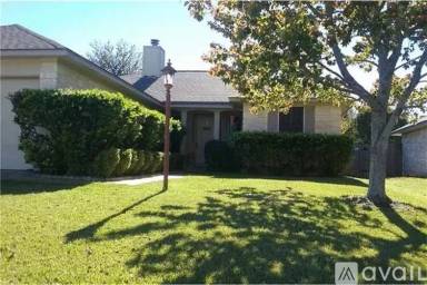 Main picture of 2208 Larston Ln