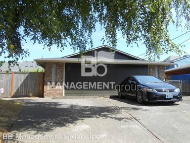 Main picture of 113 NE Beech St