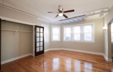 Main picture of 7919 S Wood St