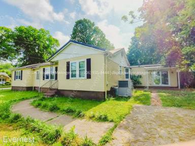 Main picture of 5207 Evitt St