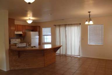Main picture of 423 NE Johnson St