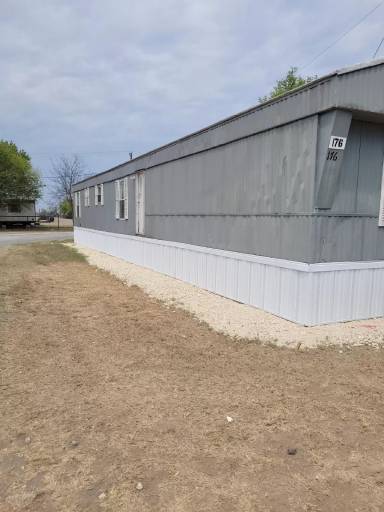 Main picture of 3525 E Main St