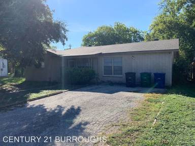 Main picture of 366 Ashland Dr