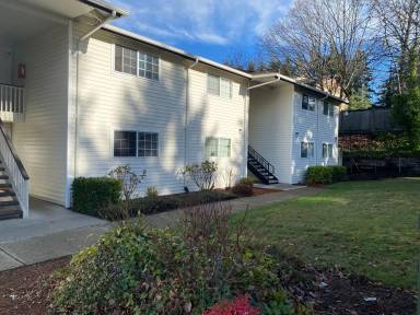 Main picture of 2301 S 74th St