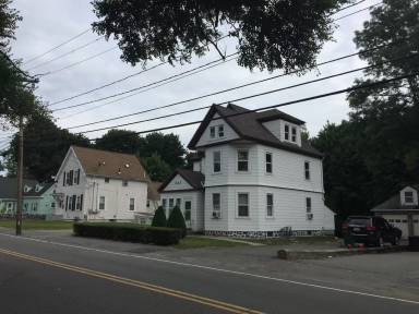 Main picture of 223 Lincoln St