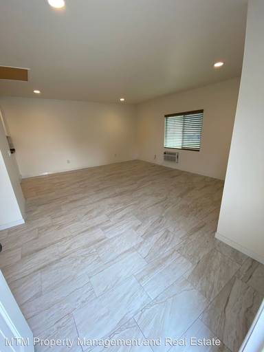 Main picture of 6784 Alamo Way