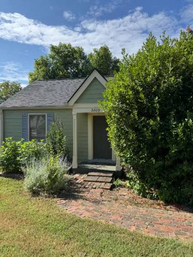 Main picture of 3809 Sentinel Dr