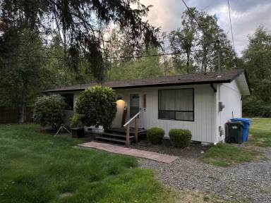 Main picture of 2621 80th St E