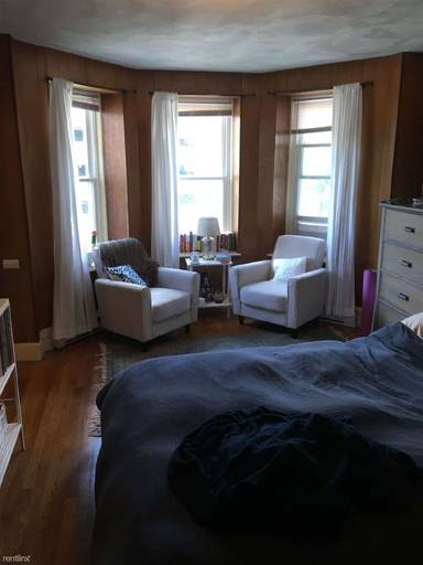 Main picture of Westland Avenue And Mass Ave