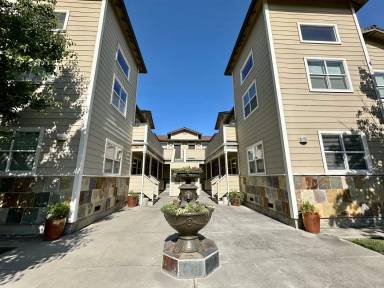 Main picture of 519 Boyd St
