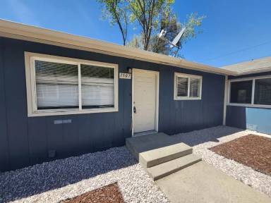 Main picture of 1505 E 8th St