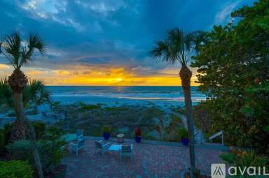 Main picture of 74 Gulf Blvd