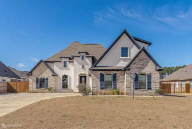 Main picture of 1141 Green Wood Cir