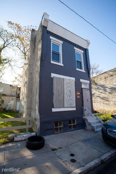 Main picture of 2519 N Patton St