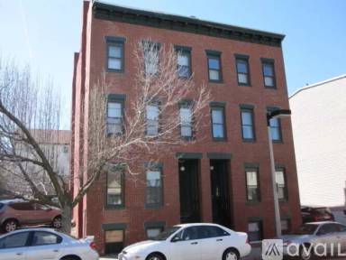 Main picture of 283 W 3rd St