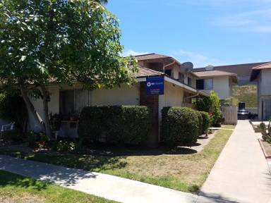 Main picture of 340 W Fairway Dr