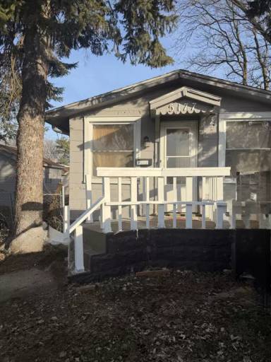 Main picture of 5177 Connecticut St