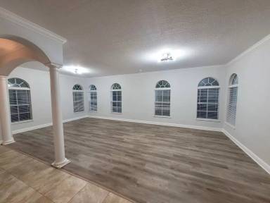 Main picture of 1459 Catherine St