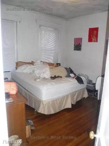 Main picture of 19 Strathmore Rd